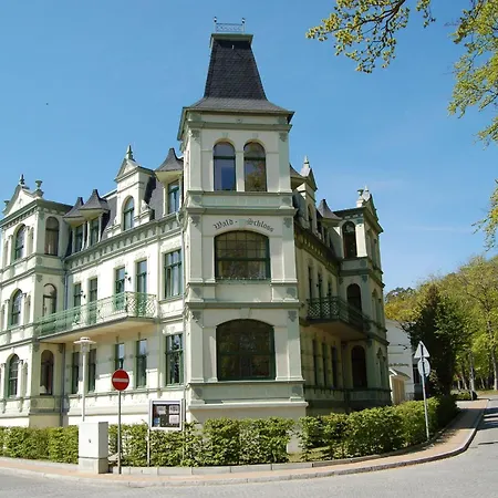 Waldschloss App 9 * Ostseebad Heringsdorf